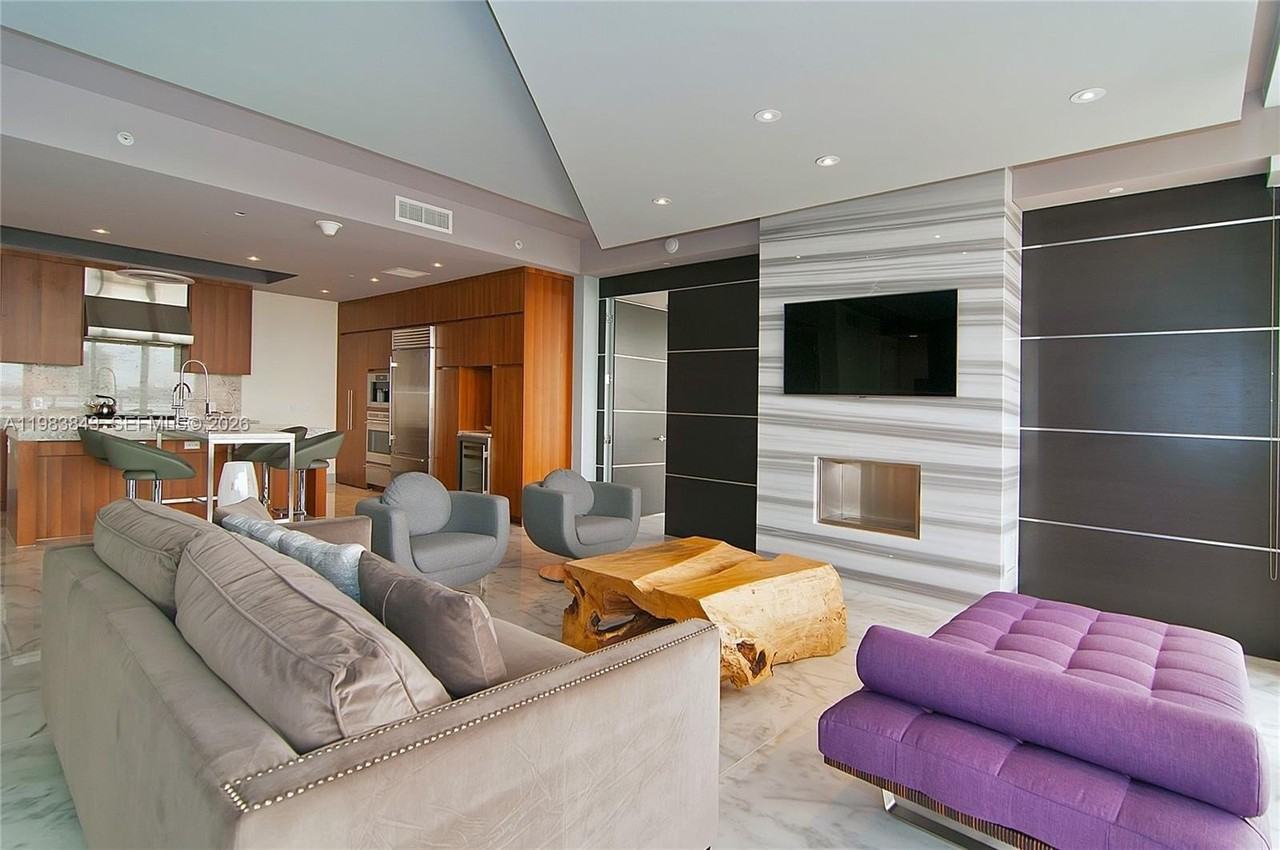 9705 Collins Ave #505N - Photo 6 of 33