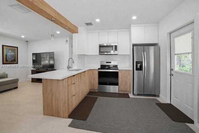 1445 Nw 6th Ave #1445 - Photo 7 of 22