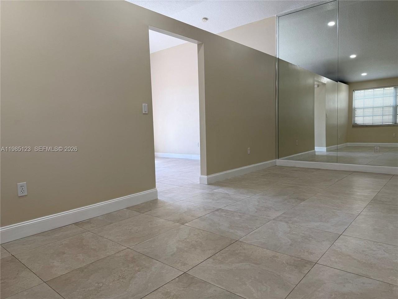 15686 Nw 12th Mnr #15686 - Photo 4 of 16