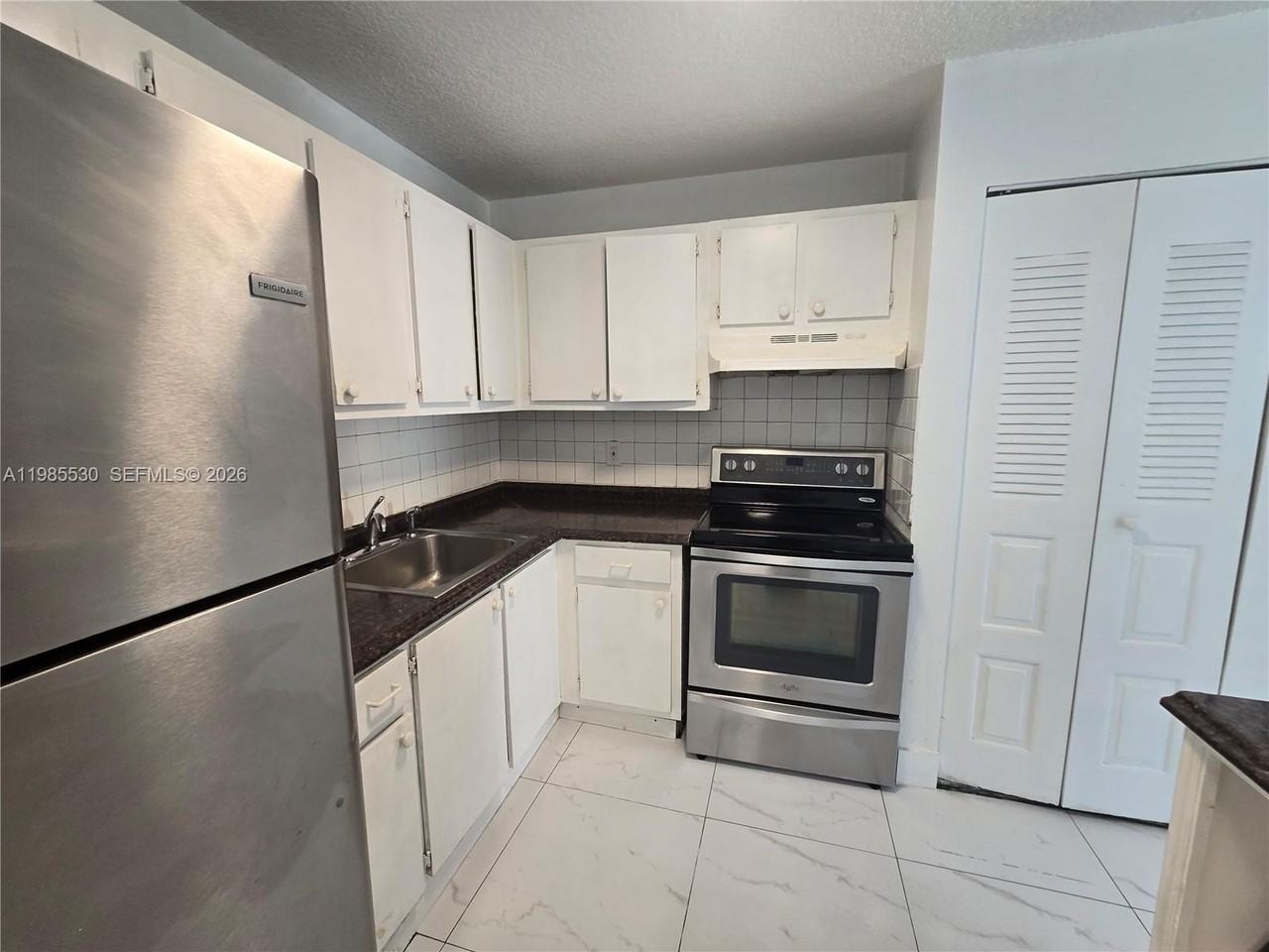 5307 Nw 23rd St #176 - Photo 3 of 12