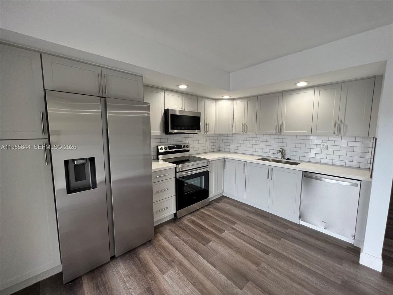 8635 Nw 8th St #211 - Photo 2 of 17