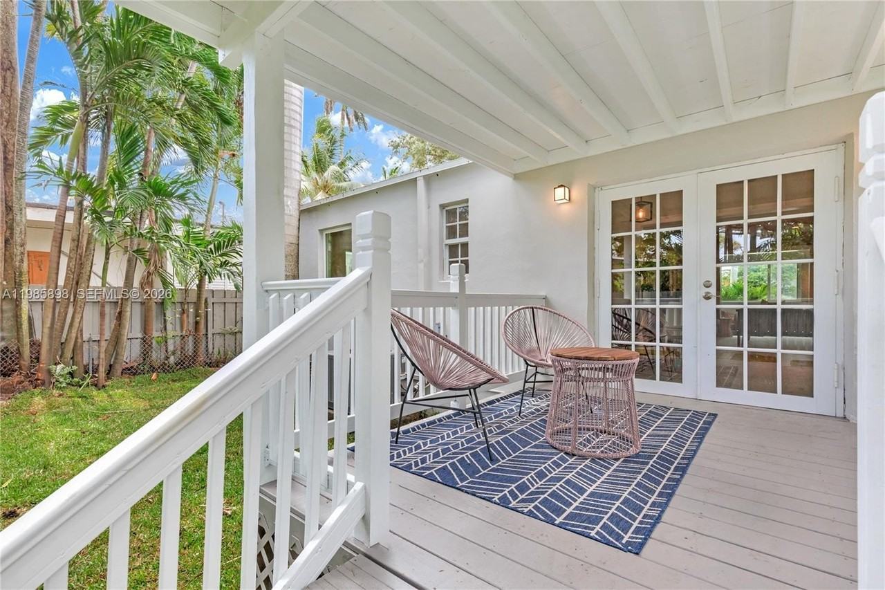 1045 Ne 84th St #0 - Photo 2 of 15