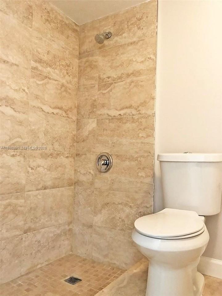 7650 Sw 10th Ct #A - Photo 4 of 19
