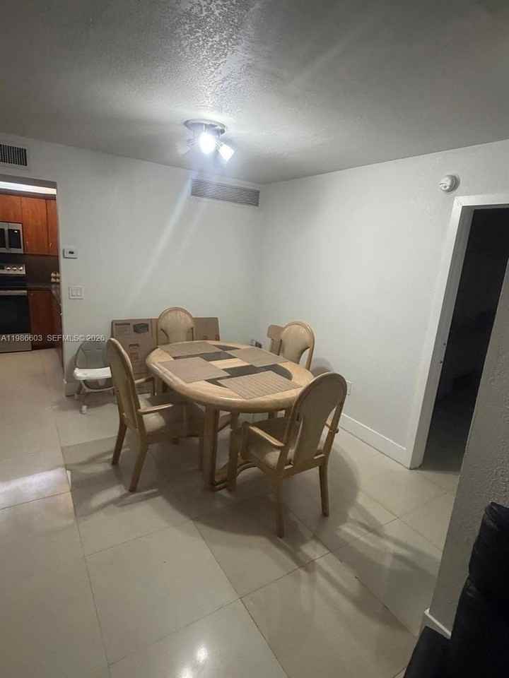 20320 Ne 3rd Ct #3 - Photo 3 of 14