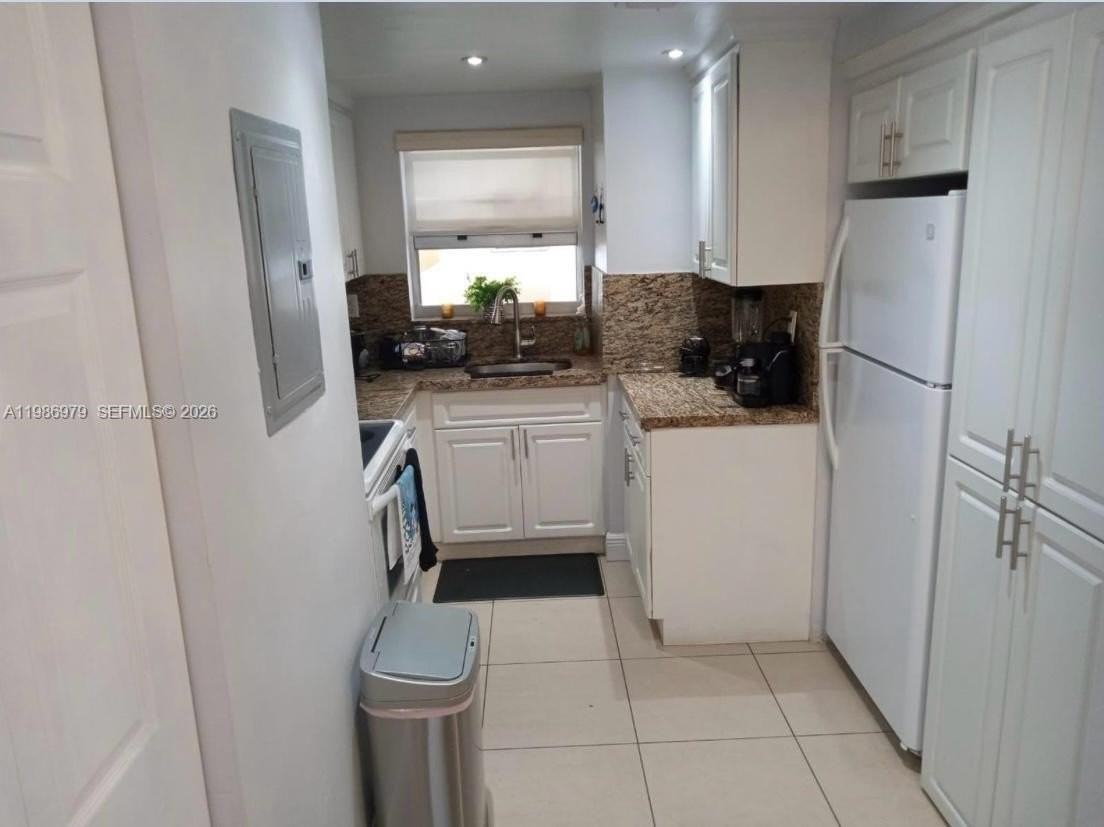 8860 Fontainebleau Blvd #506 - Photo 5 of 12