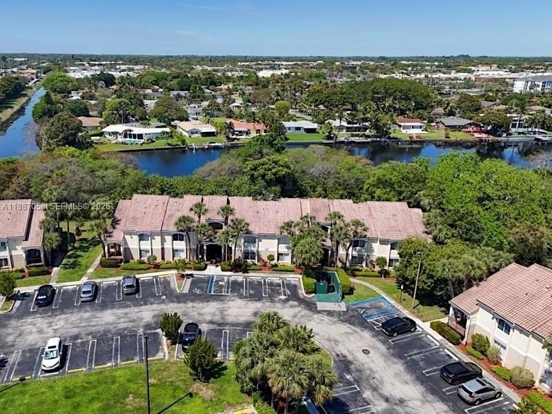 815 W Boynton Beach Blvd #10-205 - Photo 2 of 32