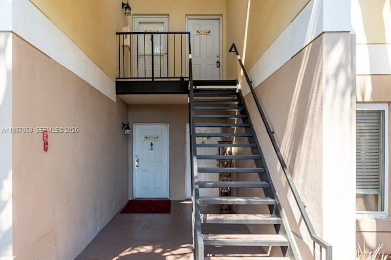815 W Boynton Beach Blvd #10-205 - Photo 5 of 32