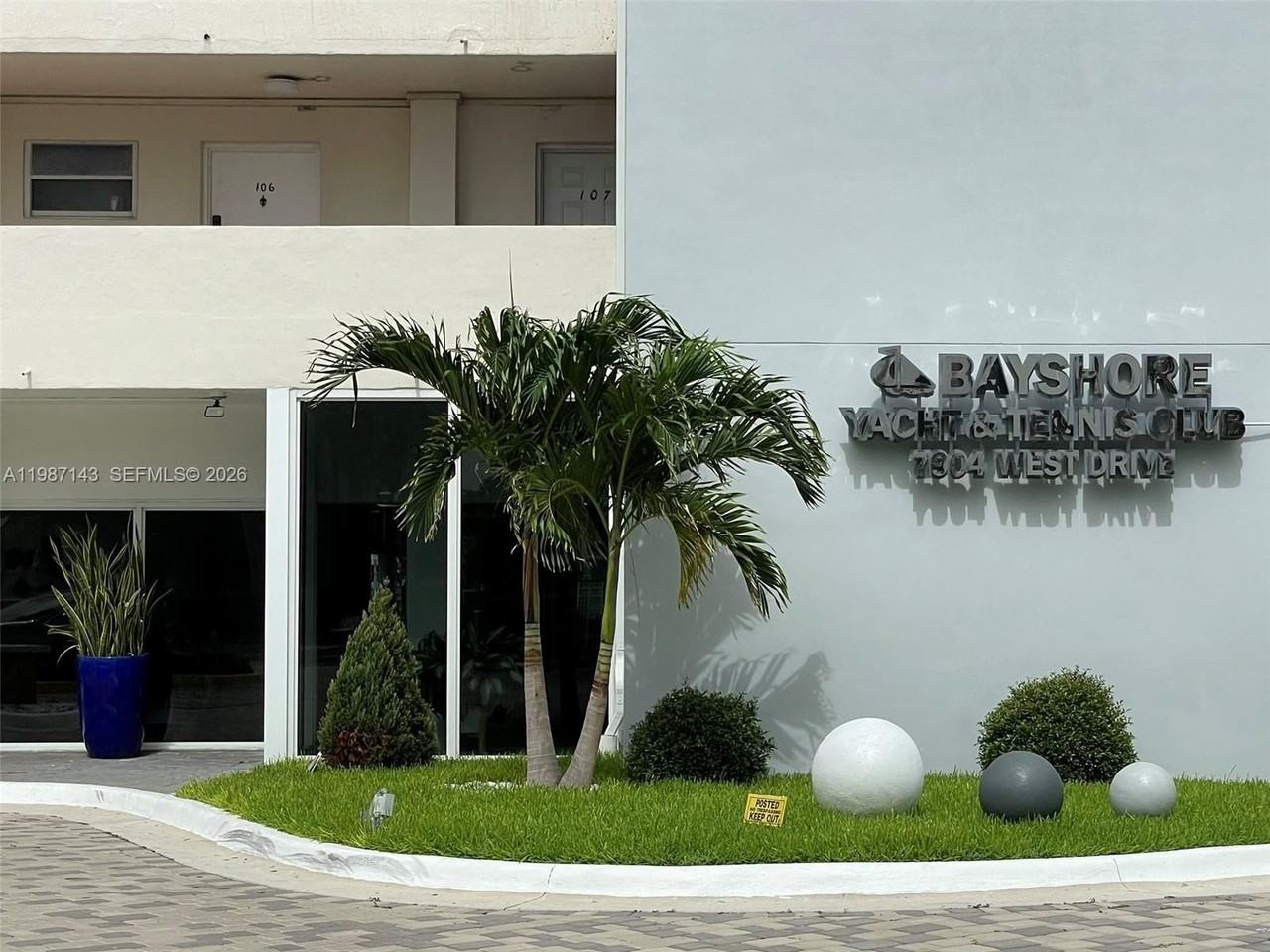 7904 West Dr #215 - Photo 3 of 10