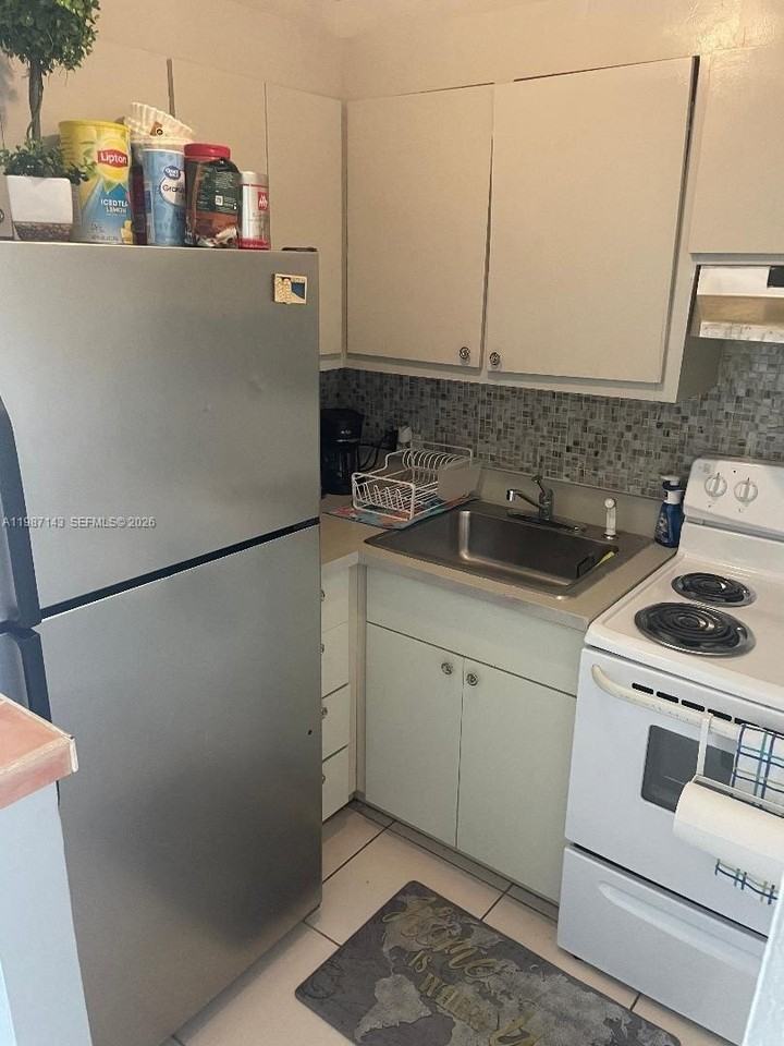 7904 West Dr #215 - Photo 7 of 10