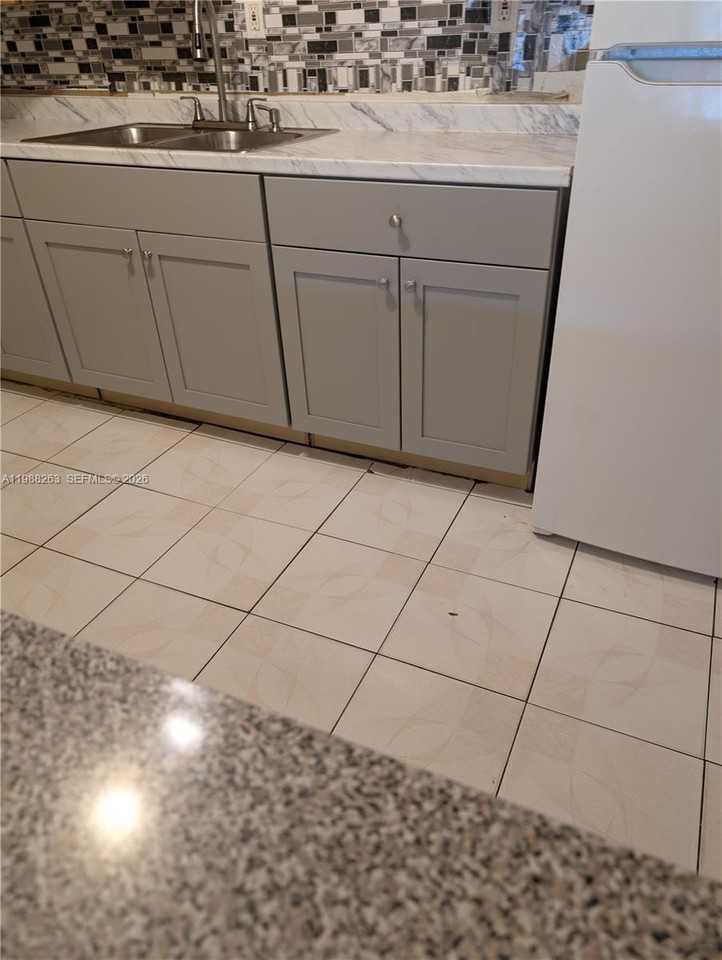 2758 Nw 197th Ter #2758 - Photo 4 of 5