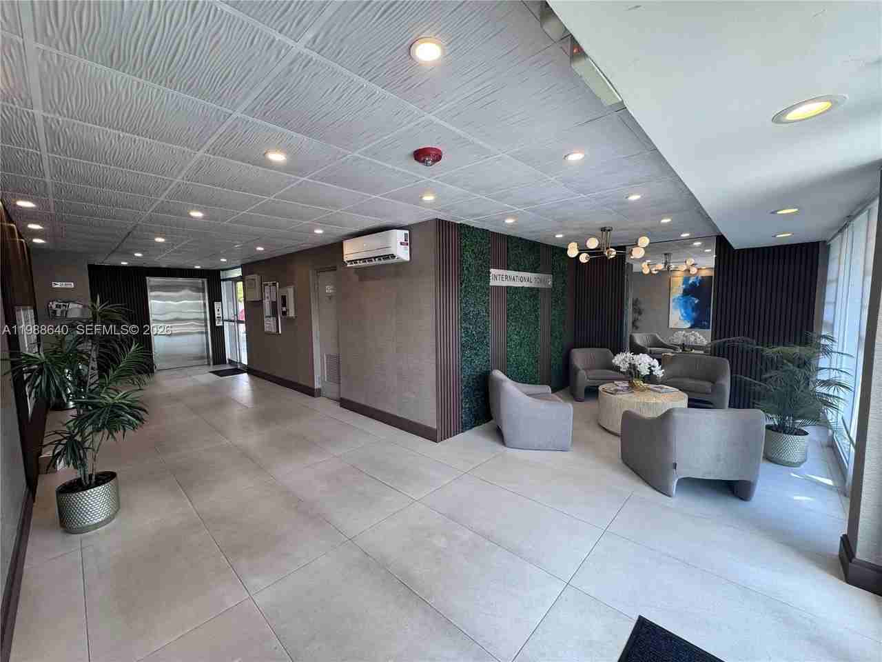 1400 Sw 27th Ave #702 - Photo 6 of 18