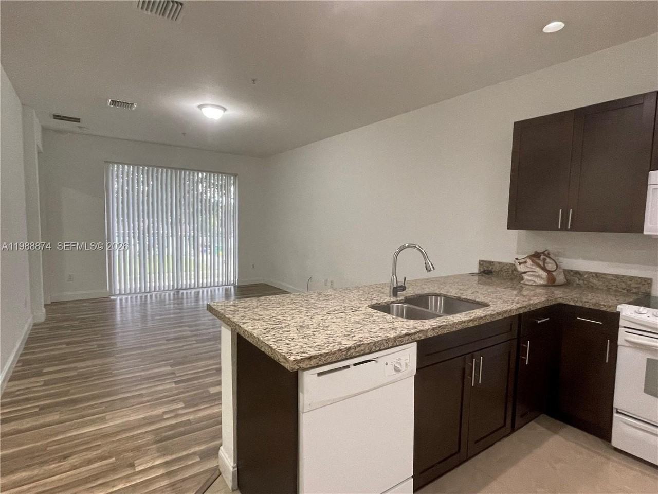 1955 Marsh Harbor Dr #1955 - Photo 6 of 28