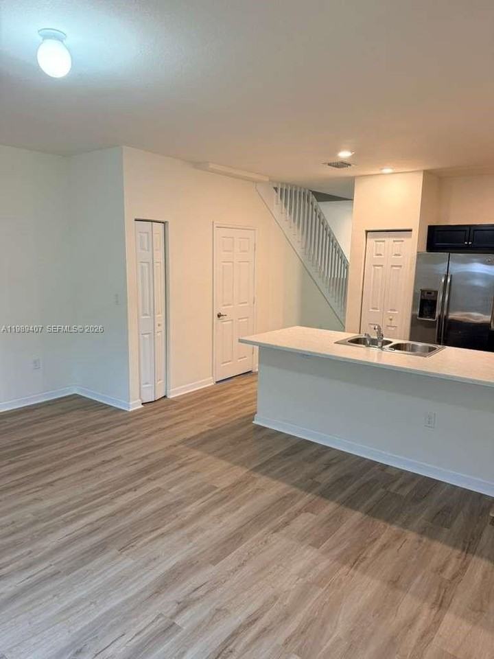 11487 Sw 248th Ln - Photo 6 of 12