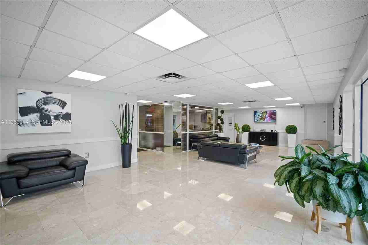 7904 West Dr #605 - Photo 4 of 19