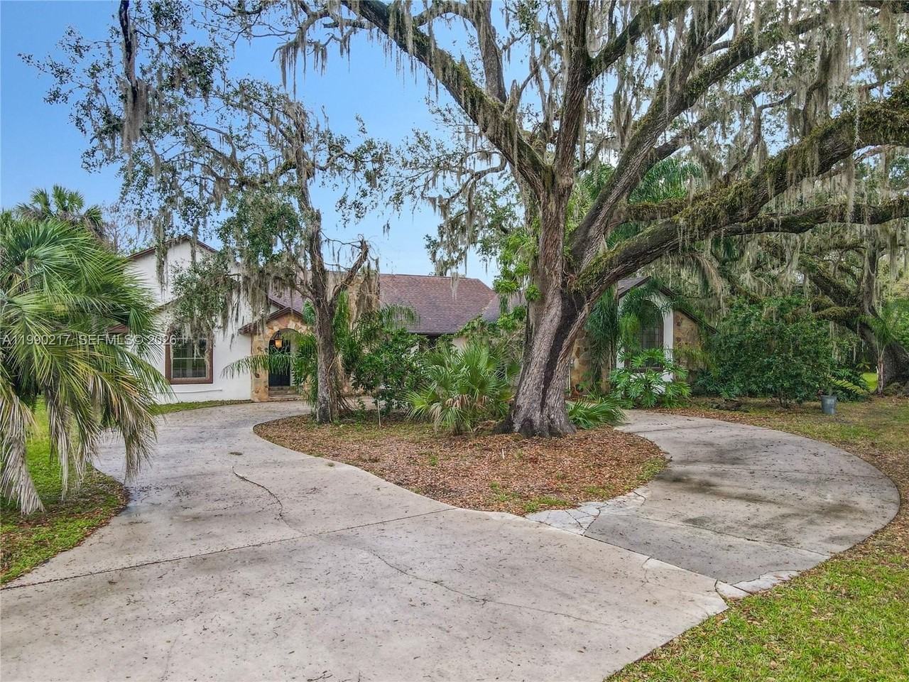 2261 Mariner Cv - Photo 4 of 23