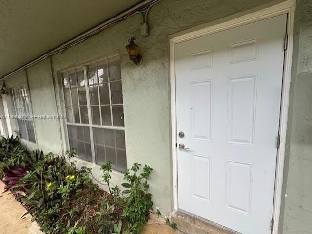 10776 N Kendall Dr #F17 - Photo 5 of 15