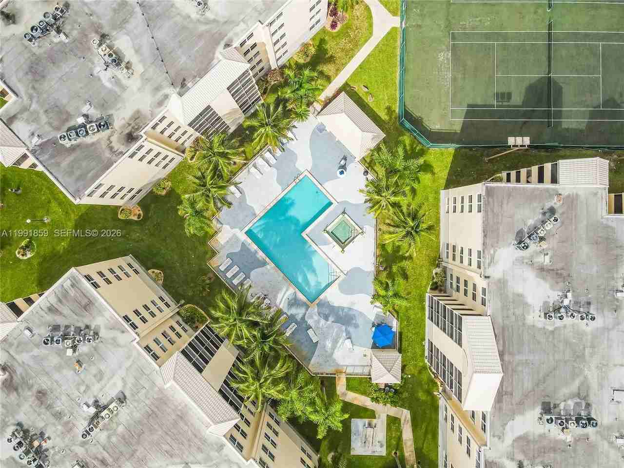 8100 Geneva Ct #432 - Photo 2 of 34