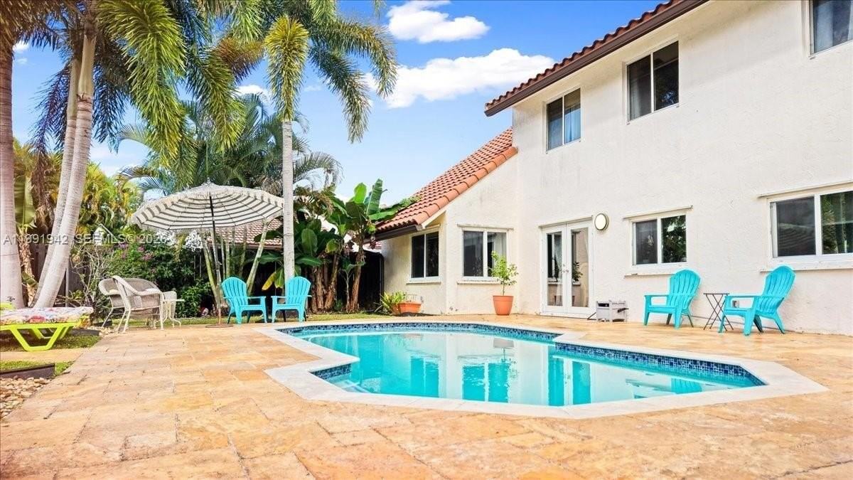 2560 Bass Way #2560 - Photo 3 of 41