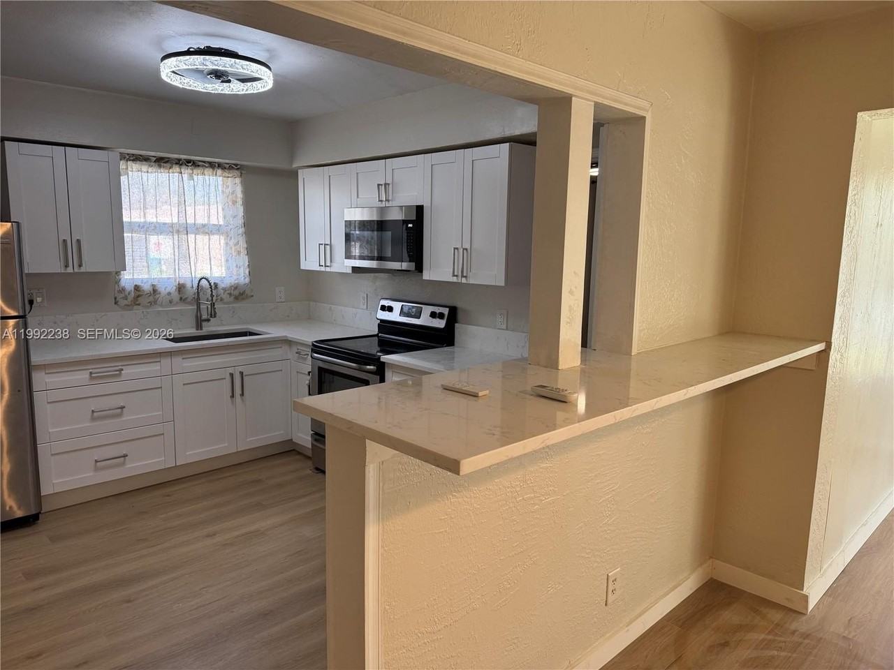 2029 Monroe St - Photo 6 of 7