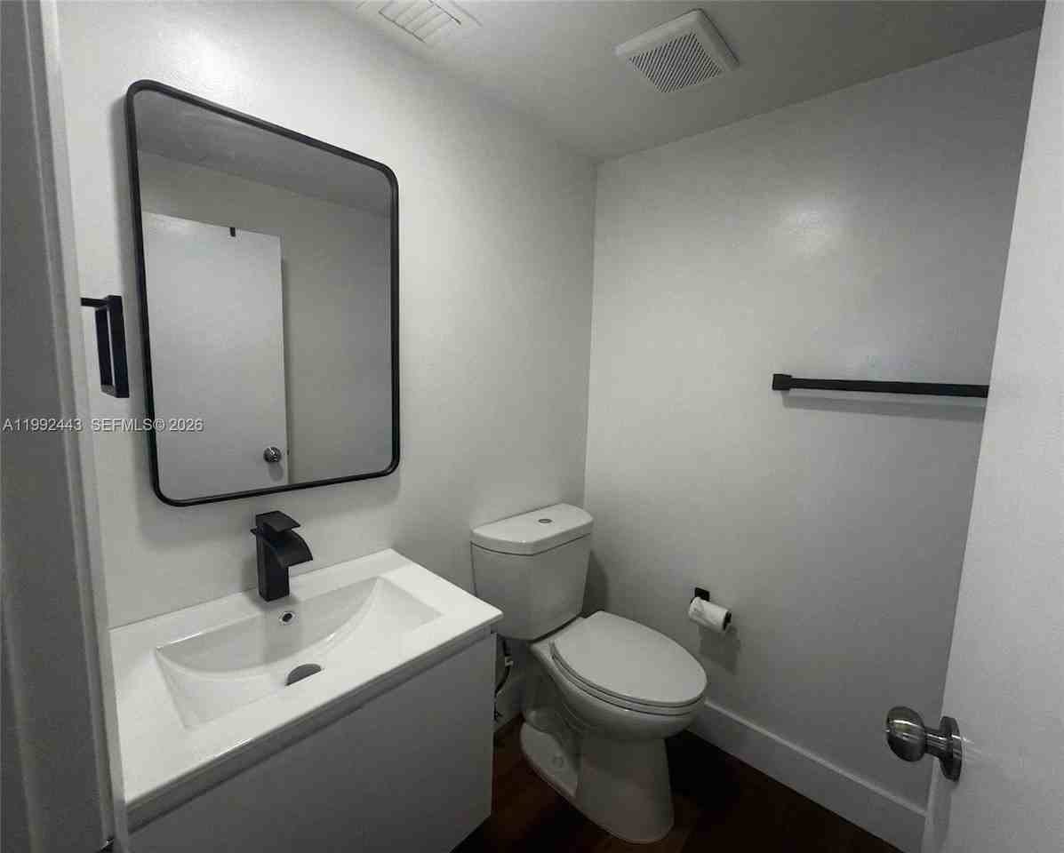 5720 Rock Island Rd #399 - Photo 5 of 37
