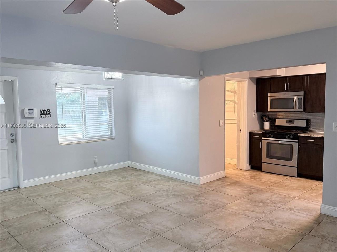 7761 Nw 34th St - Photo 3 of 14