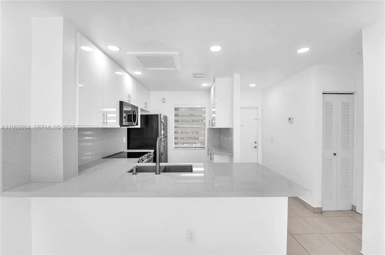 7668 Sw 152nd Ave #2-211 - Photo 7 of 20