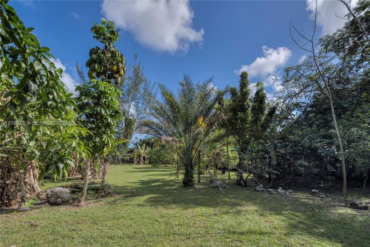 14115 Nw 5th Ave #1 - Photo 5 of 13