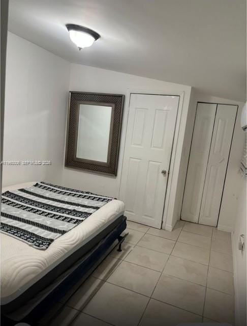 1176 Nw 38th St #2 - Photo 5 of 8