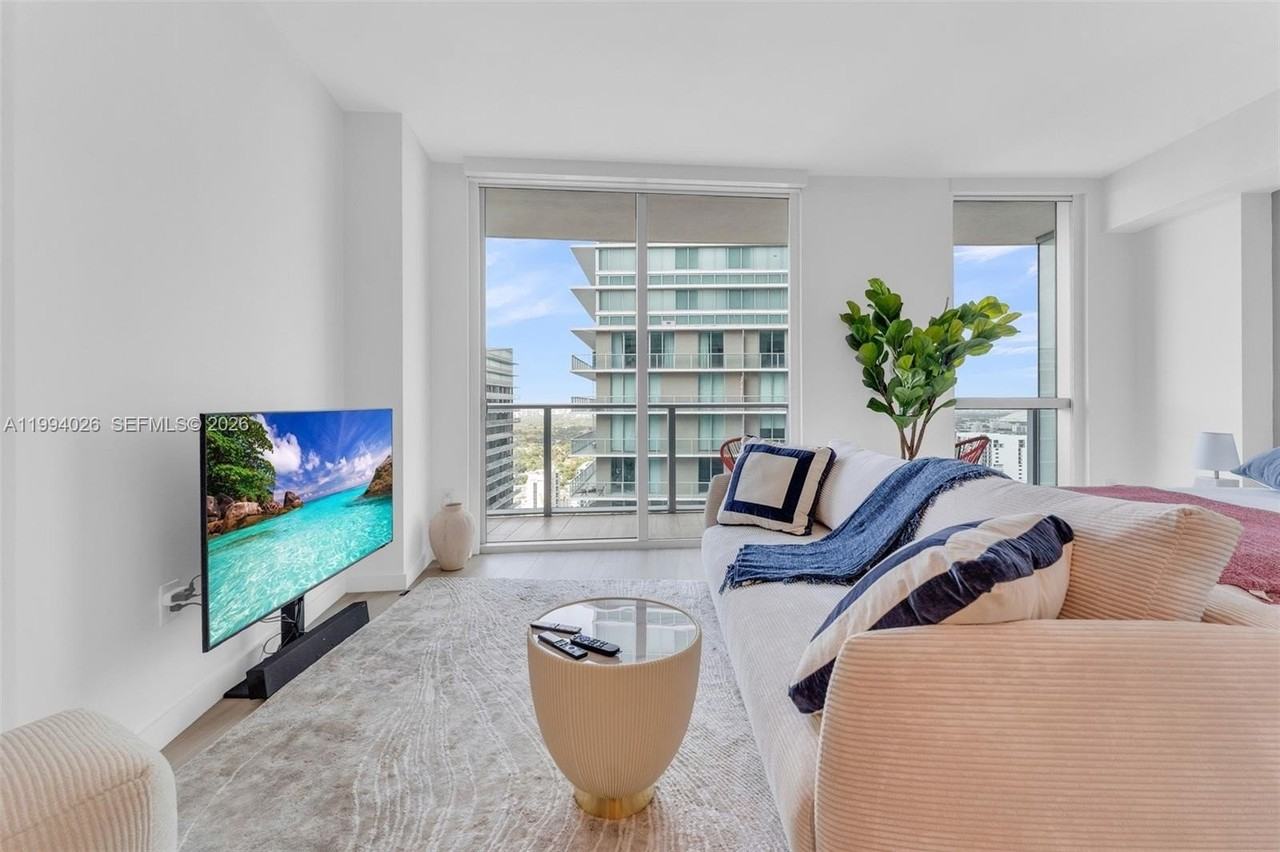 1100 S Miami Ave #3605 - Photo 4 of 34