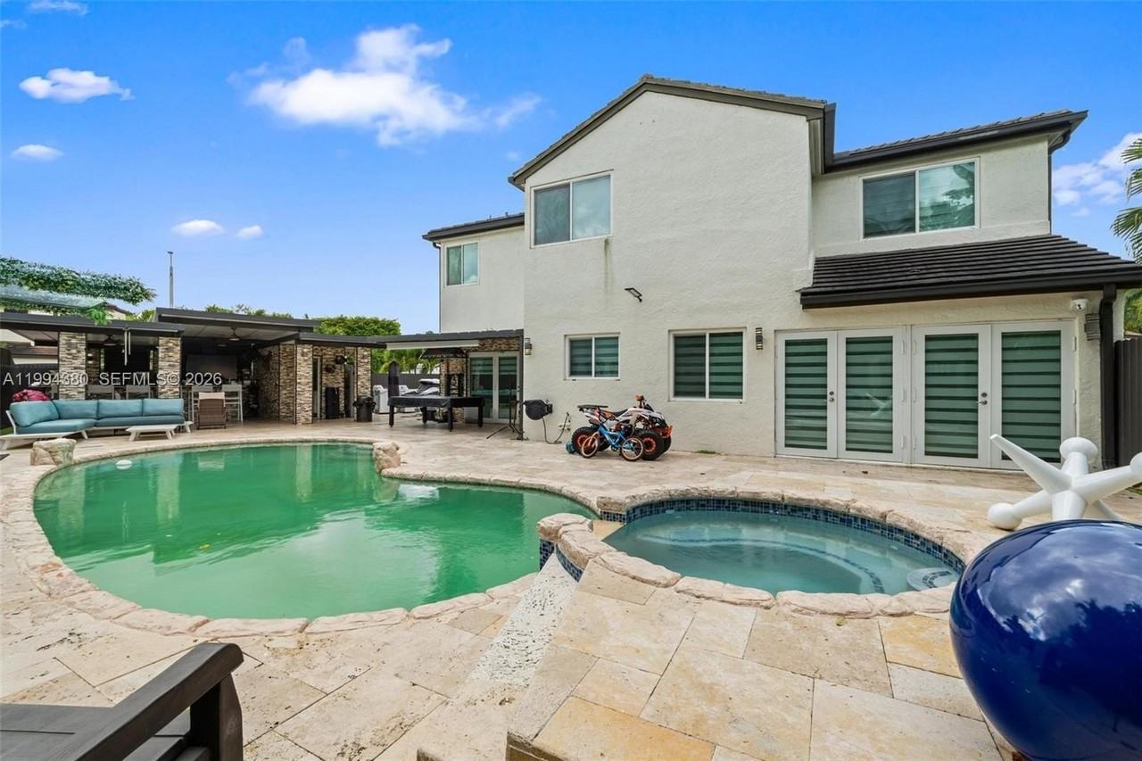 15646 Sw 97th Ter #0 - Photo 5 of 45