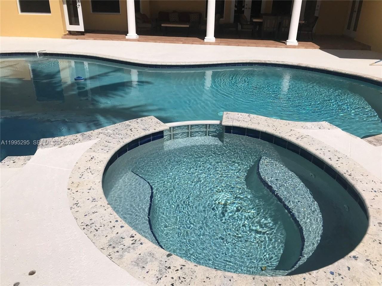 8750 Sw 164th St - Photo 7 of 32