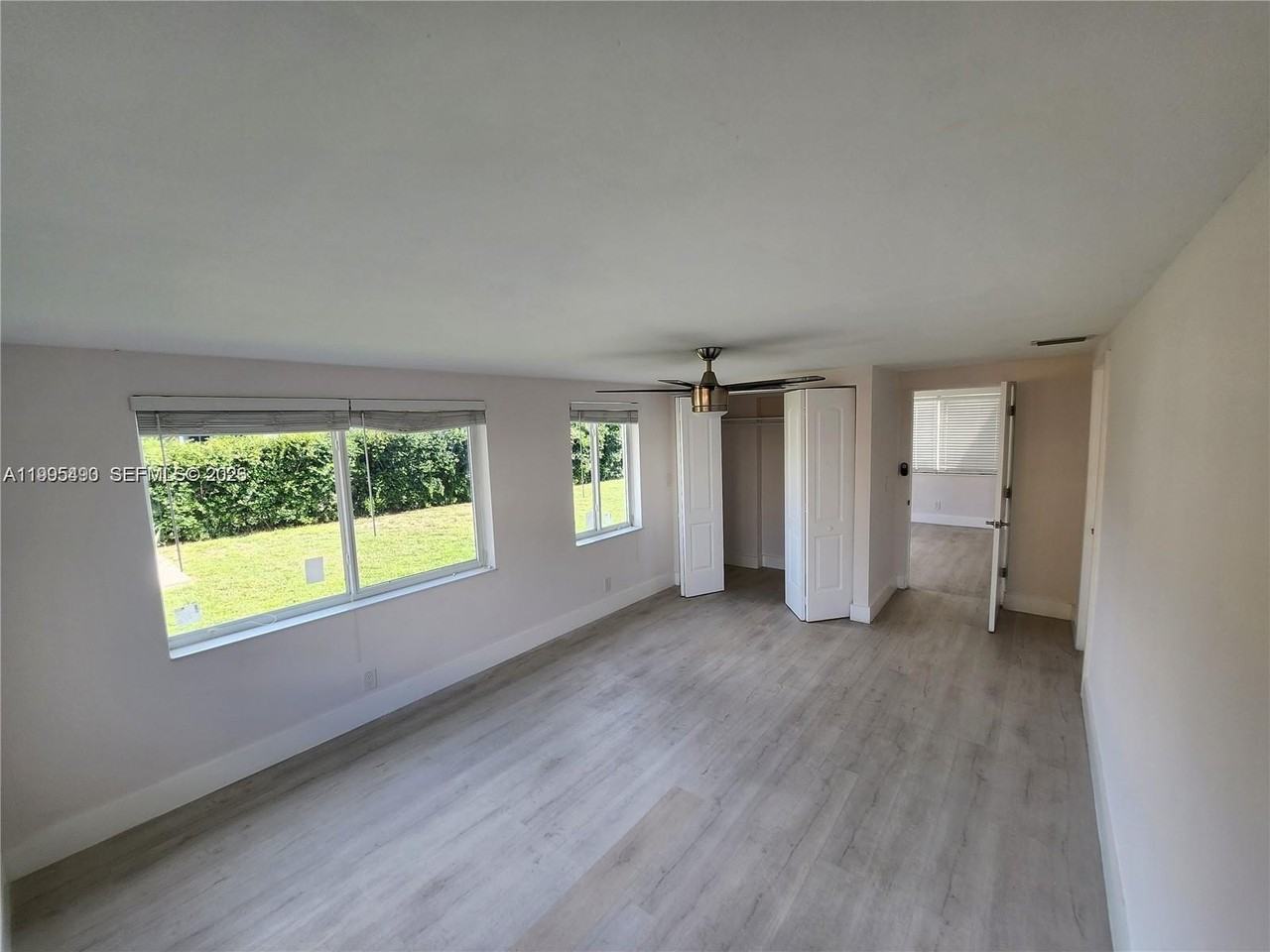 3346 Coolidge St - Photo 6 of 12