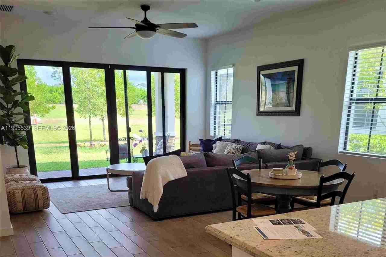 19723 Weathervane Way - Photo 3 of 25