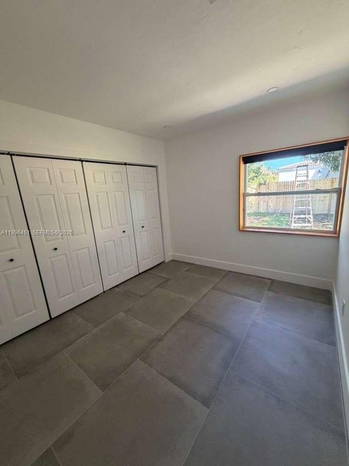 14240 S Biscayne River Rd #2 - Photo 6 of 16