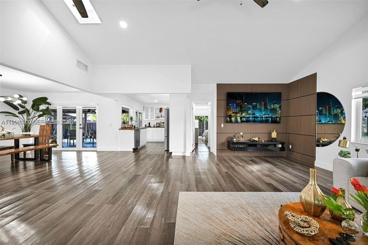 13416 Sw 108th Street Cir N - Photo 2 of 29