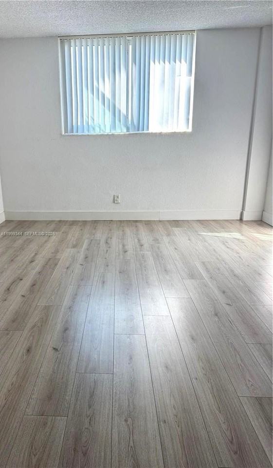 19380 Collins Ave #1523 - Photo 6 of 27