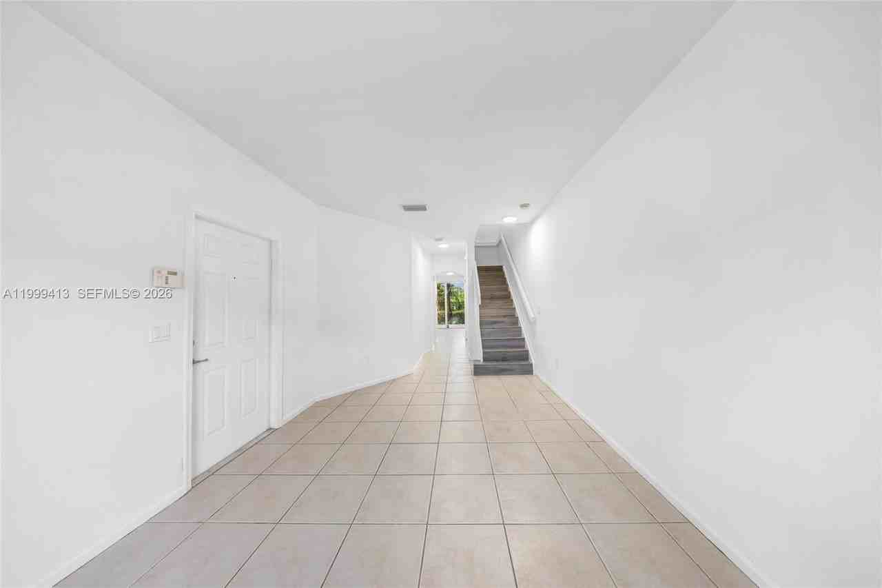 12040 Sw 28th St #406-4 - Photo 7 of 23