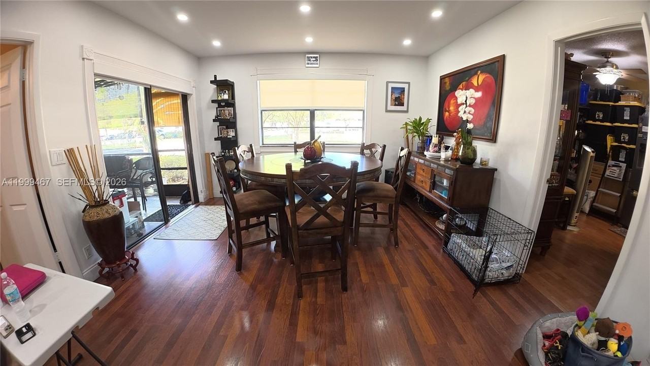 1871 Nw 94th Ave #112B - Photo 2 of 15