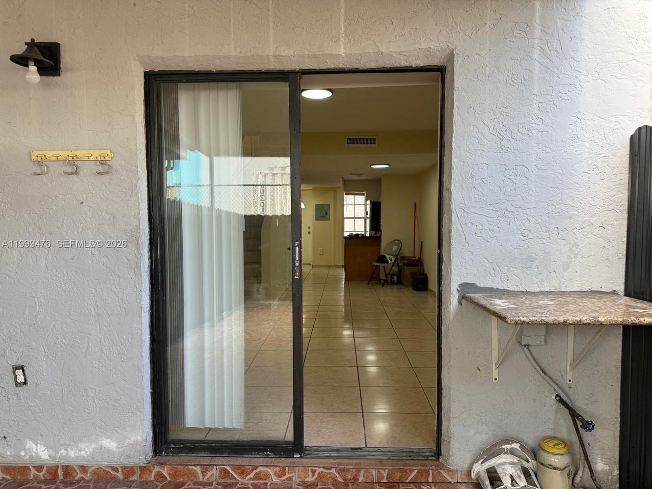 2310 W 60th St #9G - Photo 3 of 16