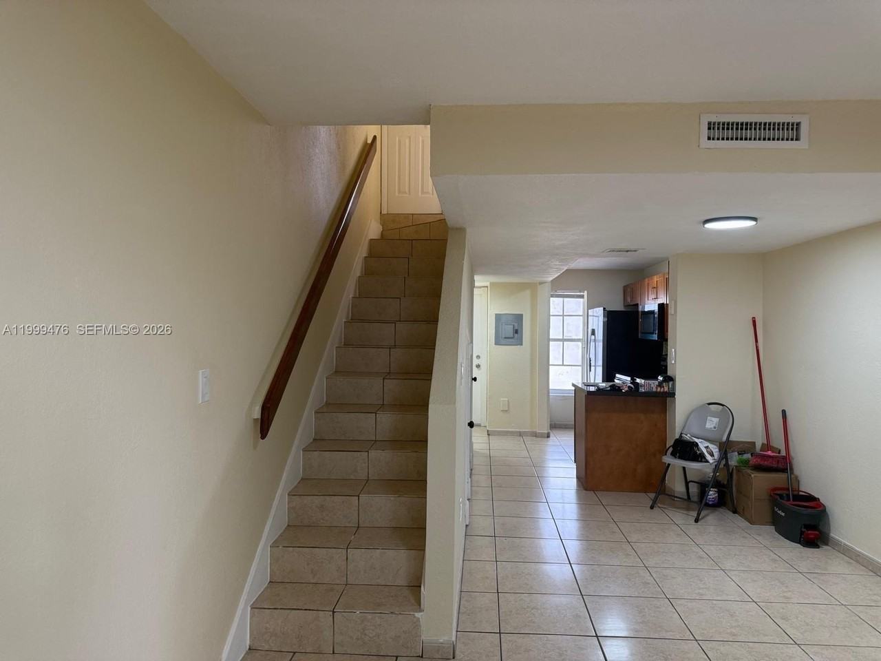 2310 W 60th St #9G - Photo 6 of 16