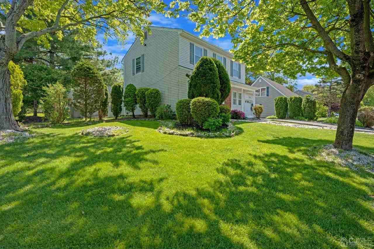 8 Farrington St - Photo 3 of 36