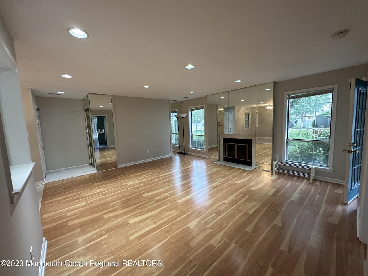 143 Tanglewood Pl - Photo 5 of 22