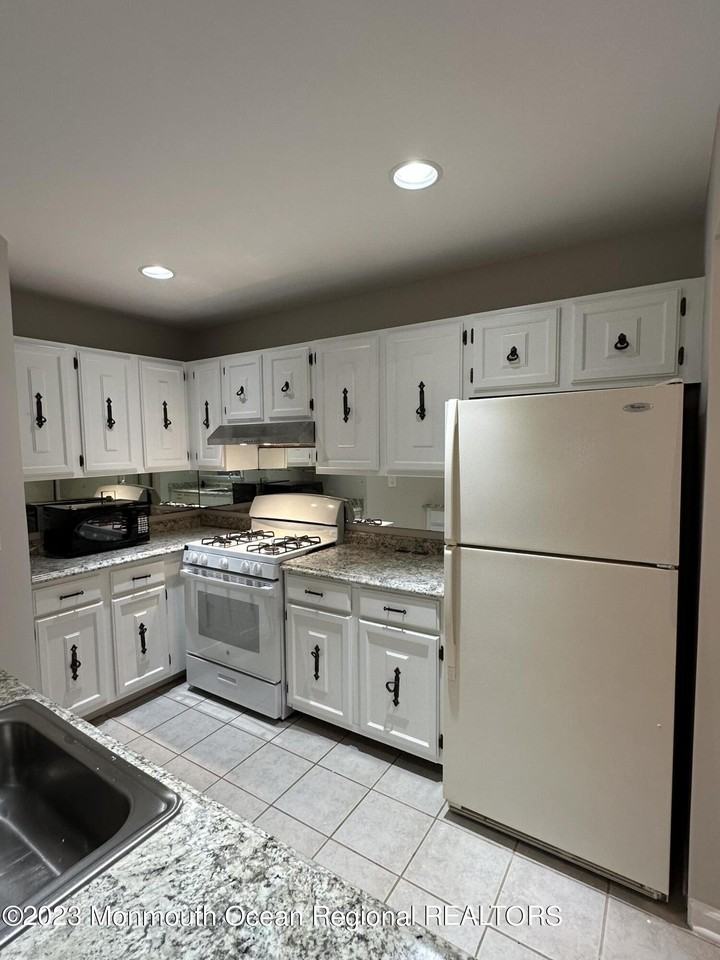 143 Tanglewood Pl - Photo 7 of 22