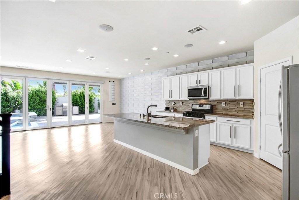 7719 Poppy Ln - Photo 4 of 27