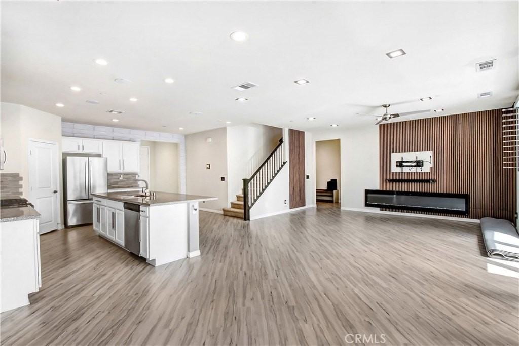 7719 Poppy Ln - Photo 5 of 27