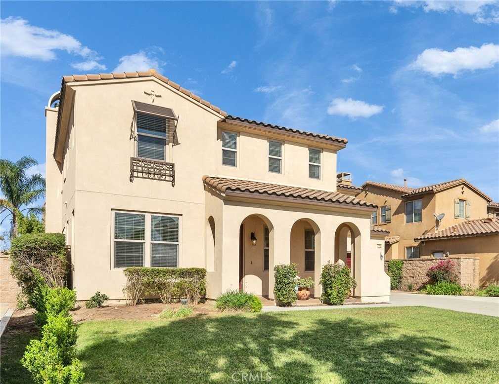 7112 Acorn Pl - Photo 2 of 28