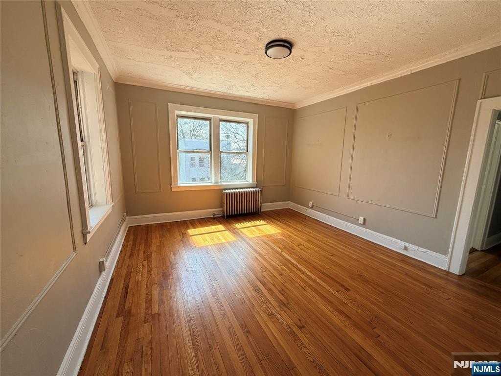 16 Irving St Apt C6 - Photo 2 of 13