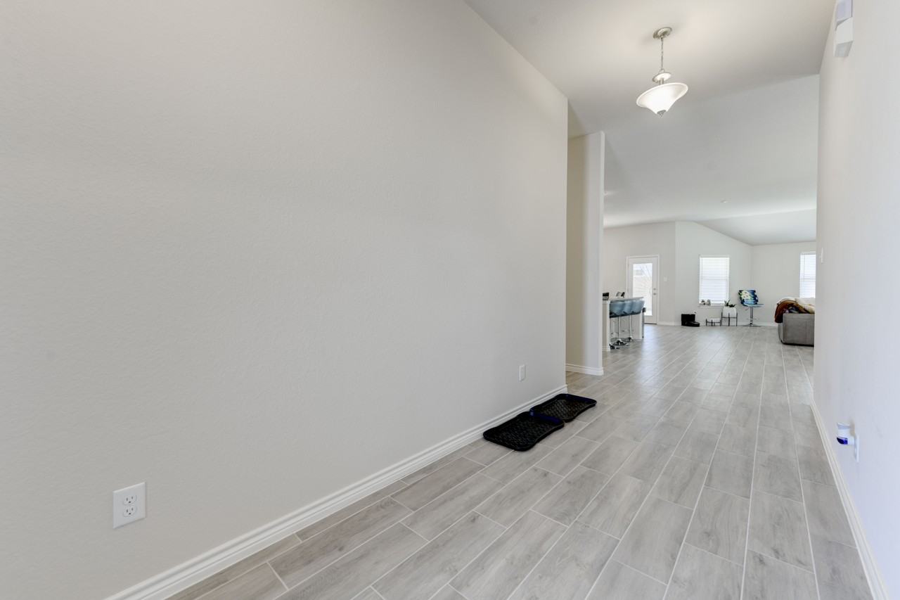 6302 Cordillera Dr - Photo 2 of 16