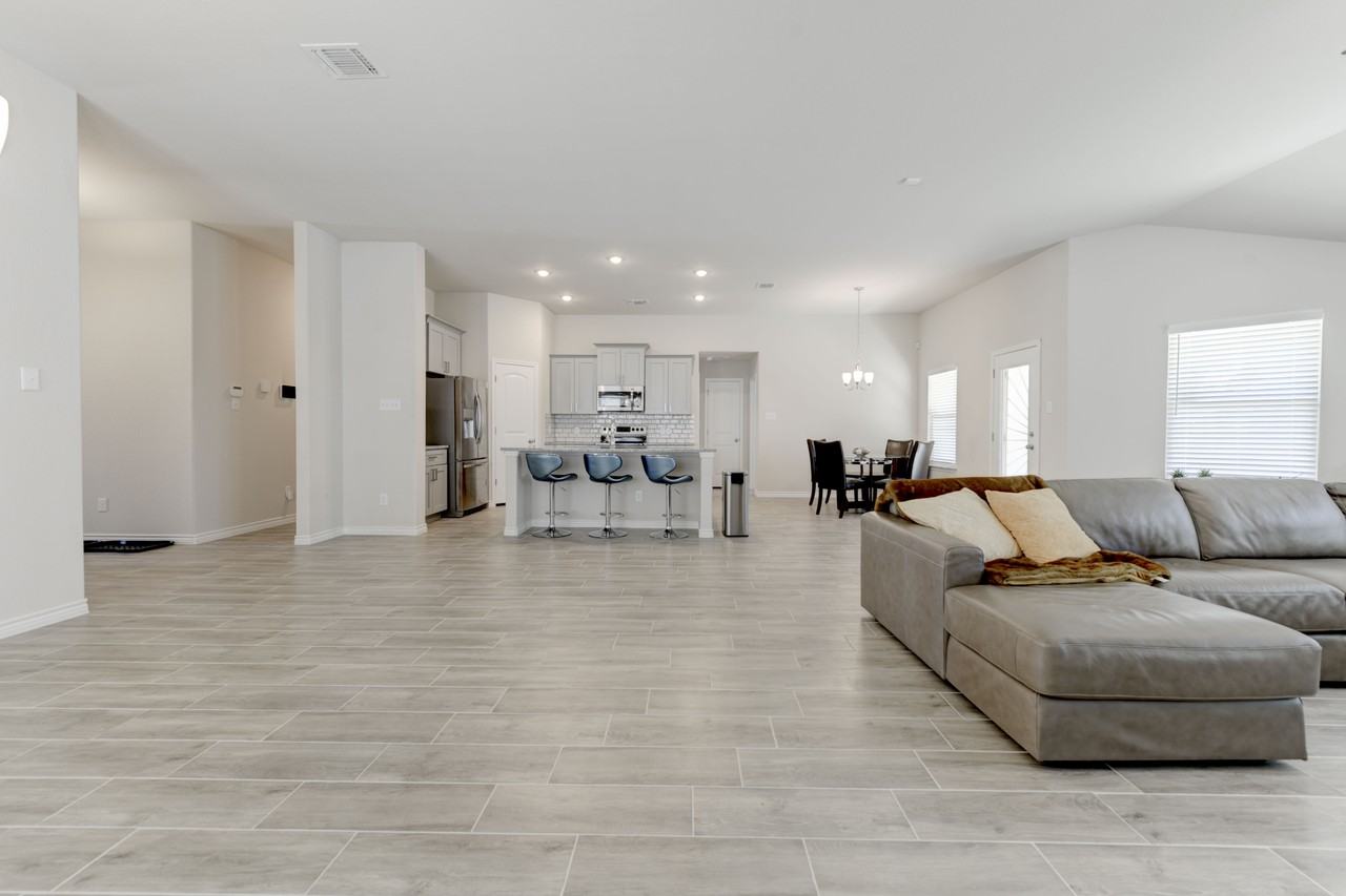 6302 Cordillera Dr - Photo 7 of 16