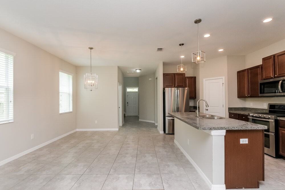 21356 Southern Charm Dr - Photo 5 of 17